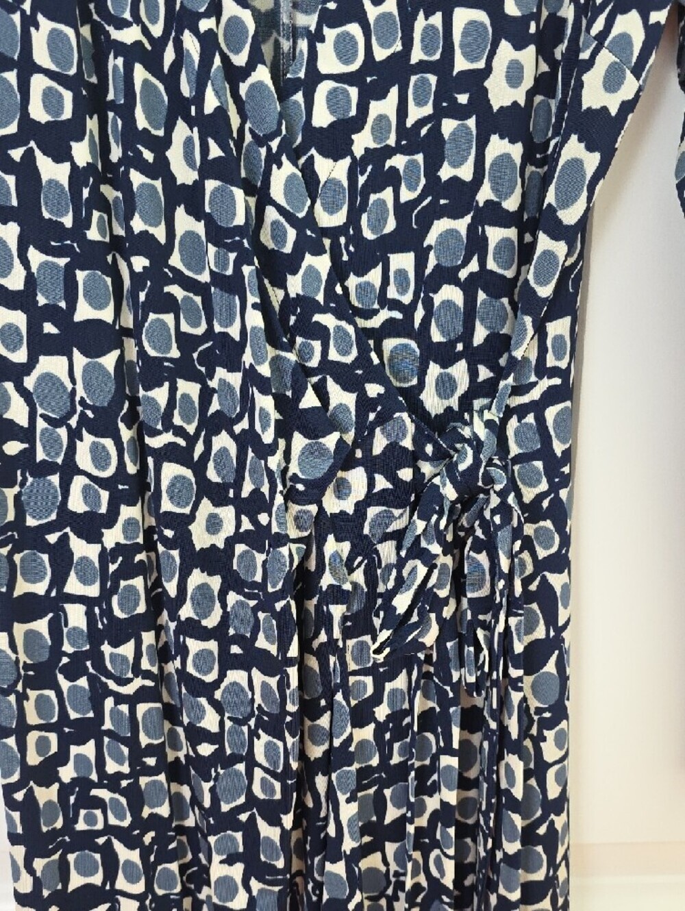 AGO e FILO Navy and White Geometric Long-Sleeve Wrap Dress.  Size 42 - Picture 4 of 14